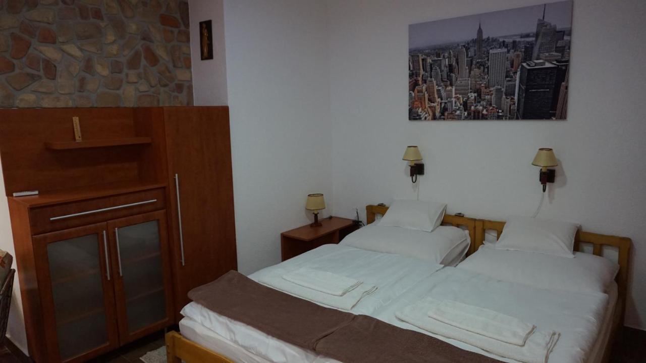 Chloe Apartman Szigetvár Exteriér fotografie
